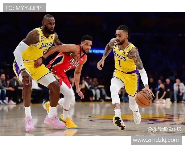 湖人新三巨头合砍75分闪耀全场!戴维斯28分里夫斯25分,詹姆斯角色调整助力攻防均衡 湖人新三巨头合砍75分闪耀全场!戴维斯28分里夫斯25分,詹姆斯角色调整助力攻防均衡