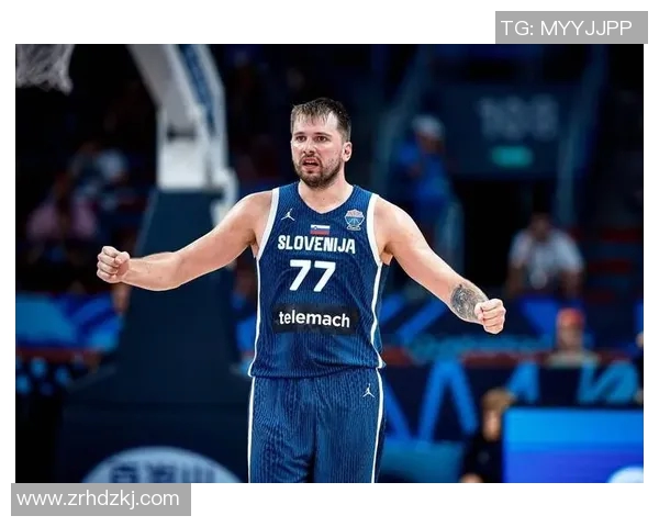 NBA赛场风云：快船新伤情公布，东契奇三双闪耀，字母哥面临抉择